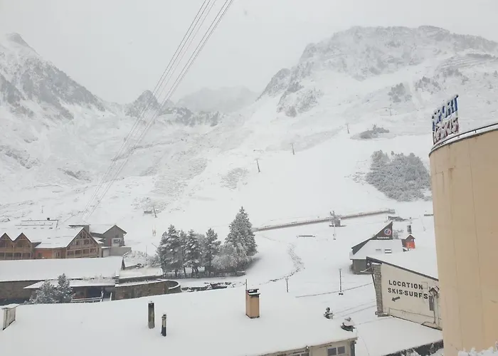 Studio La Mongie アパート